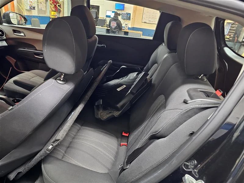 Cilindro maestro de freno usado se adapta a: Chevrolet Sonic Grade A 2015 Foto 2 de 4