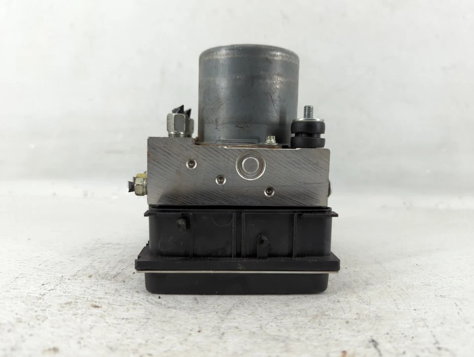 Módulo de control de bomba Abs Infiniti G35 2007-2008 JEN8S Foto 4 de 4