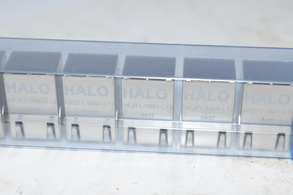 Lote de 26 NUEVOS HALO HFJT1-1G01-L12 FastJack Tab-Up Gigabit Cuerpo Corto RJ45 Foto 2 de 2