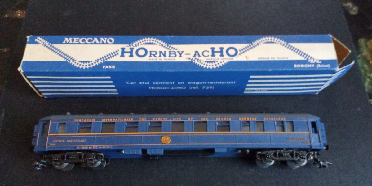 Wagon-restaurant Hornby CIWL 3668 - Modèle Réduit Lesté, état Correct, Occasion