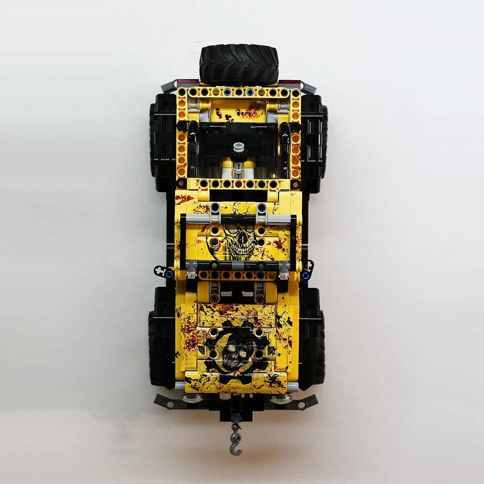 Coche de juguete CONSTRUIDO LEGO Technic Jeep Wrangler 4x4 42122 - tema Apocalipsis zombie Foto 4 de 4