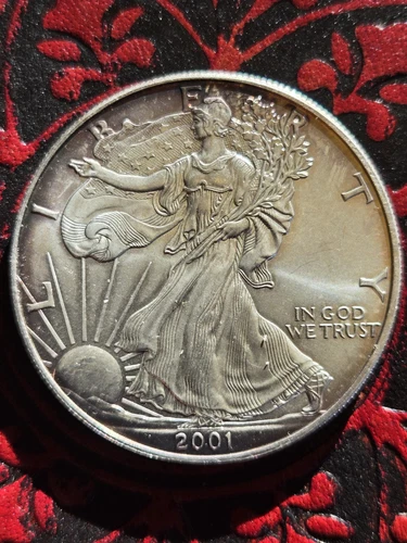2001 American 1 oz SILVER EAGLE  .999 Fine Silver Bullion US Coin