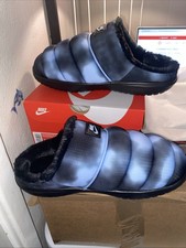 Nike Men 10 Burrow SE Slipper, Comfort, Fleece-Lining, Black/Blue