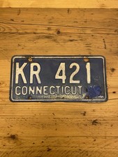 Vintage Connecticut US Car License Plate KR 421