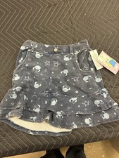  54 Disney Mickey And Friends Kid Shorts Size Large 10/12