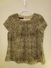 Jones Wear Blouse Women 12 Short Sleeve Flowing Animal Print Brown Tan