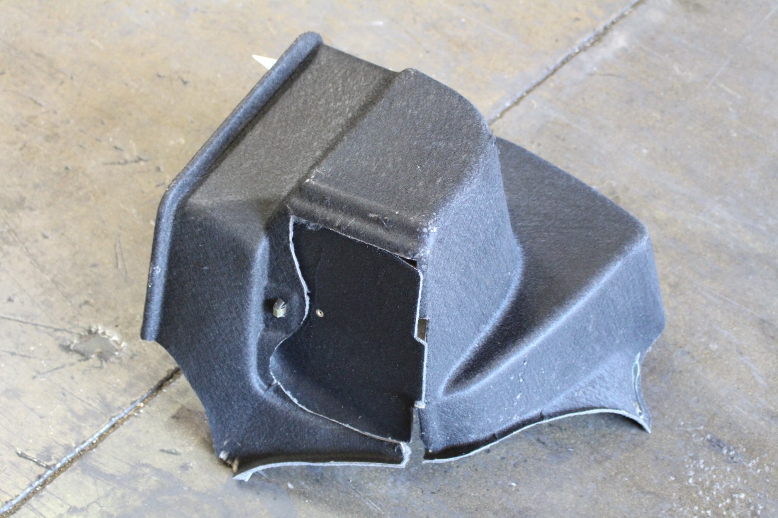 Maserati 3200 GT Spyder Left Carpet P/N 66190500
