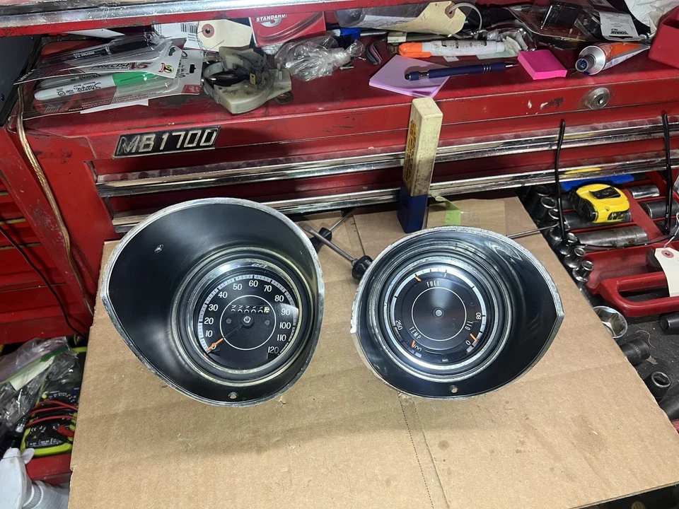 73 Cutlass Supreme Hurst Olds 442 1973 medidores de ralley cambio de piso campanas de velocidad Foto 4 de 4