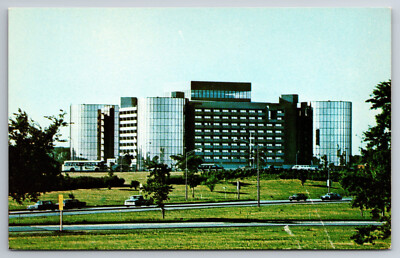 Vintage Postcard IL Chicago Hyatt Regency O'Hare Old Cars Chrome ~13558