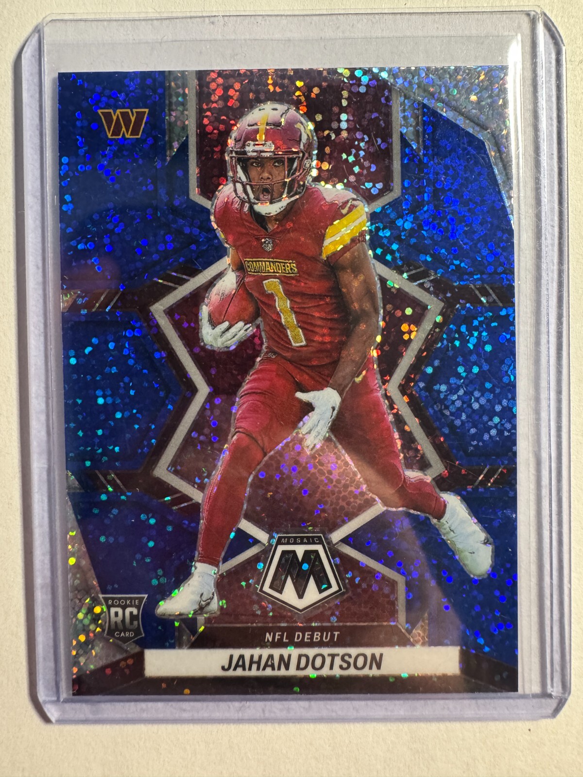 K279,023 - 2022 Panini Mosaic White Sparkle #280 Jahan Dotson DEB