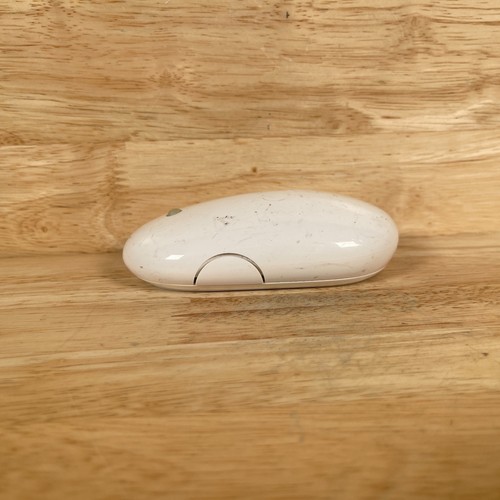 Apple Mighty Mouse A1197 White Wireless Laser Mouse for Macbook & iMac For Parts - Picture 4 of 4