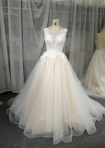 Classic Champagne Wedding Dresses V Neck Sweep Train Lace Applique Bridal Gowns - Picture 2 of 16