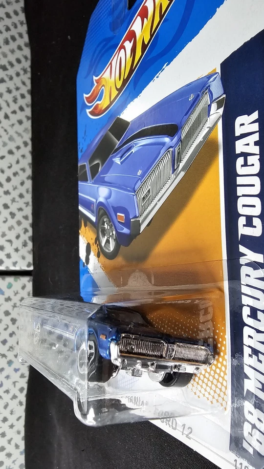 Hot Wheels '68 MERCURY COUGAR Muscle ManiaFord '12 (azul) (119/247 Foto 3 de 4