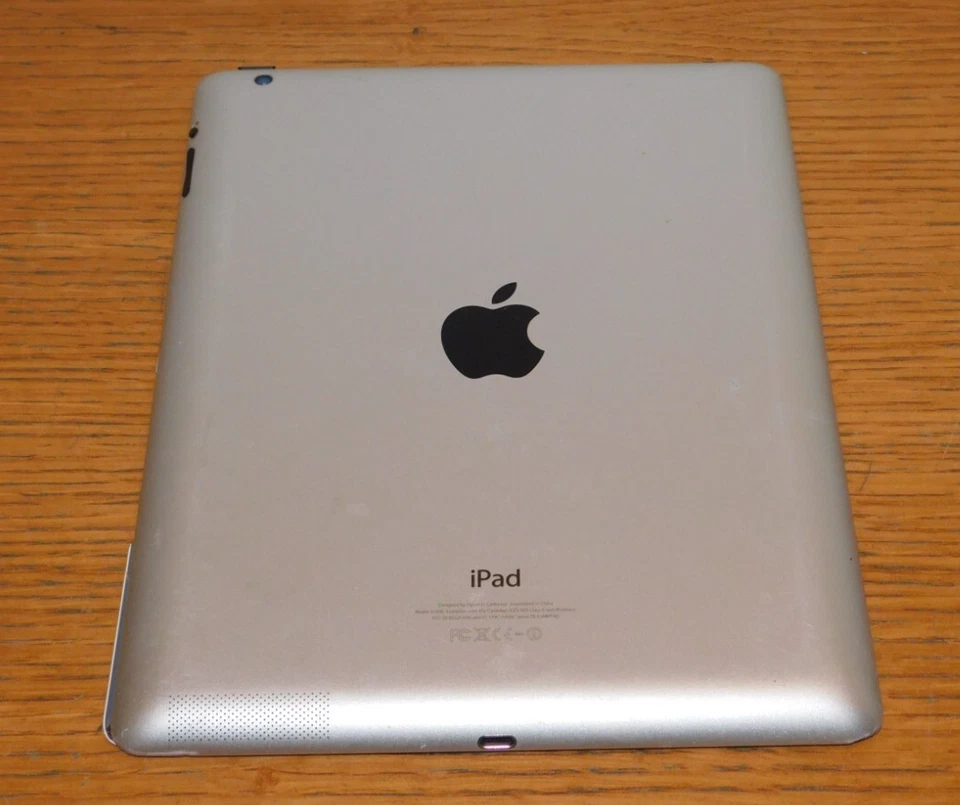 HORS SERVICE APPLE A1458 ipad POUR PIECES ecran cassé - Photo 2/4