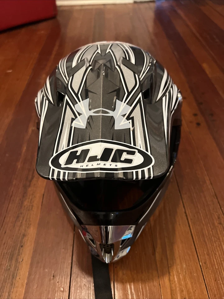 Casco de Motocross HJC Arena CL-X5Y Flyin' Colores Talla Juvenil Pequeño - Plateado/Negro Foto 4 de 4