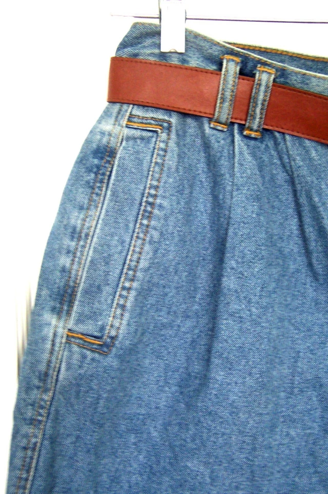 Pantalones Cortos Jennifer Moore Azul Jean Denim Plisados con Cinturón Marrón Talla 16 Nuevos con Etiquetas Foto 3 de 4