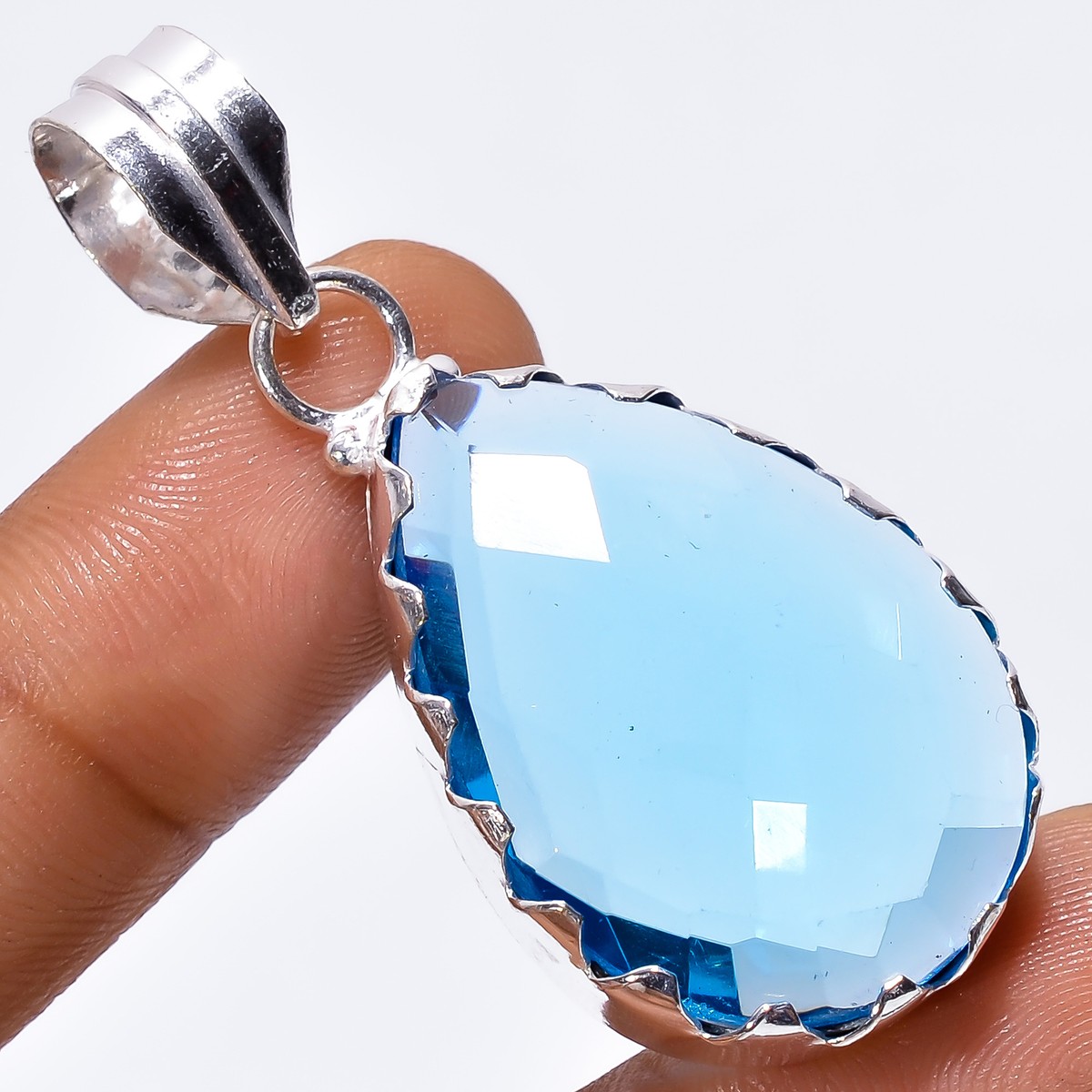 Swiss Blue Topaz Fashion Jewelry 925 Sterling Silver Pendant 1.9