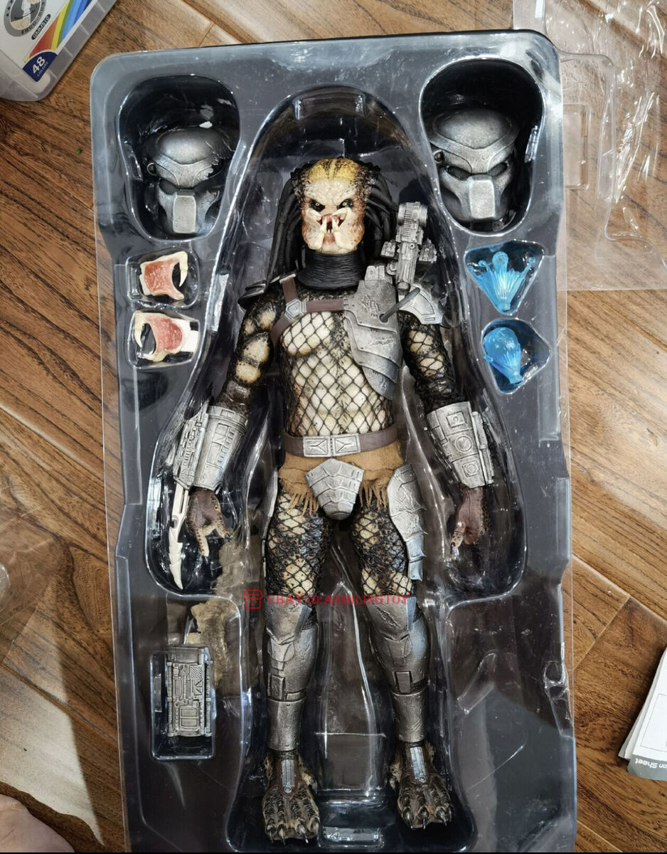 Hot Toys MMS162 Movie Masterpiece Predators Classic 1/6 Hot Toys MMS162 Movie Masterpiece Predators Classic 1/6
