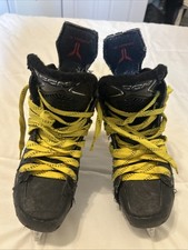 Junior CCM JetSpeed FT870 Hockey Skates Regular Width Size 1.5 Used 