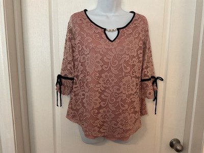 Onyx Apparel 1X Top Pink Lace Black Trim Pearl Neck 3/4 Sleeve Bow Bell Cuff -B1