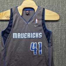 Preços baixos em Dirk nowitzki Tamanho M Dallas Mavericks Roupas e