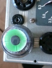 VINTAGE WARDS 6N5 EYE INDICATOR VACUUM TUBE FOR OLD RADIOS TEST GOOD