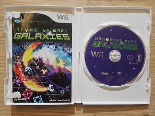 Geometry Wars Galaxies (Nintendo Wii, 2007)  - Afbeelding 2 van 3