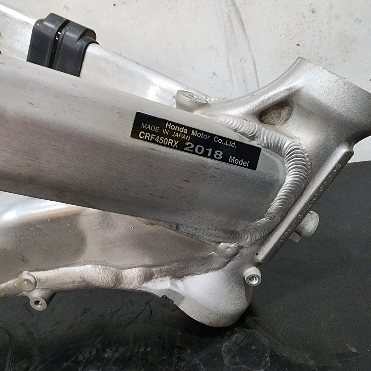 CRF450R 2018 シートコンセプト中古 2018 Honda CRF450R OEM Frame (Main Chassis Stock '18 CRF