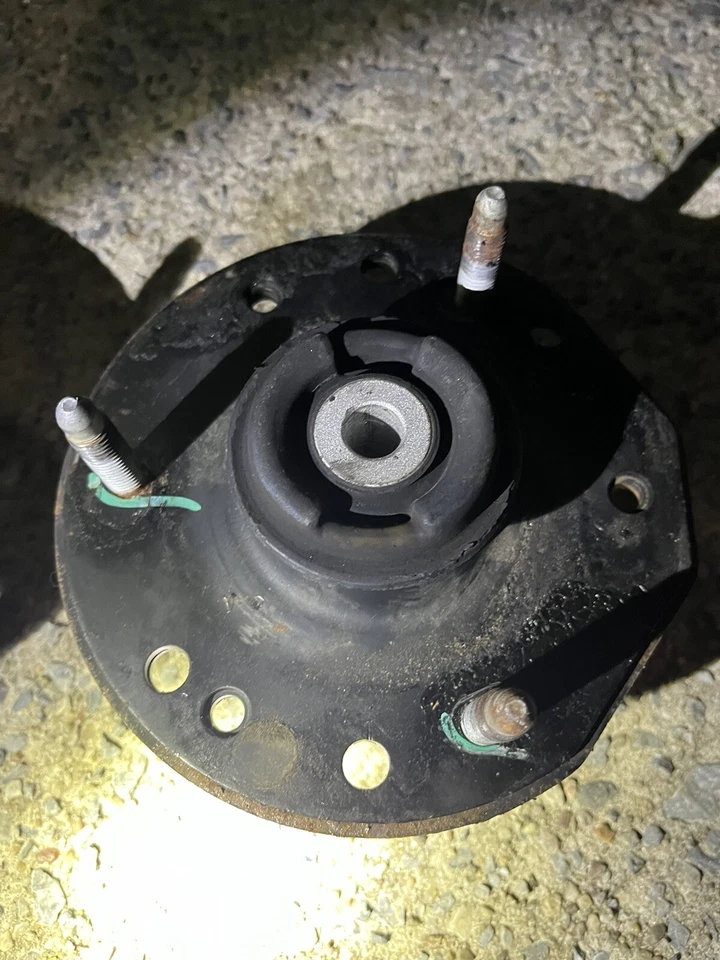 Puntal genuino GM Mount Asm-Frt 23312166 Foto 3 de 3