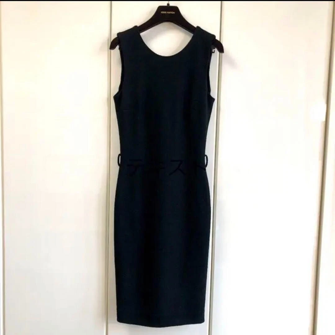 Robe GUCCI sans manches femme taille S laine noire