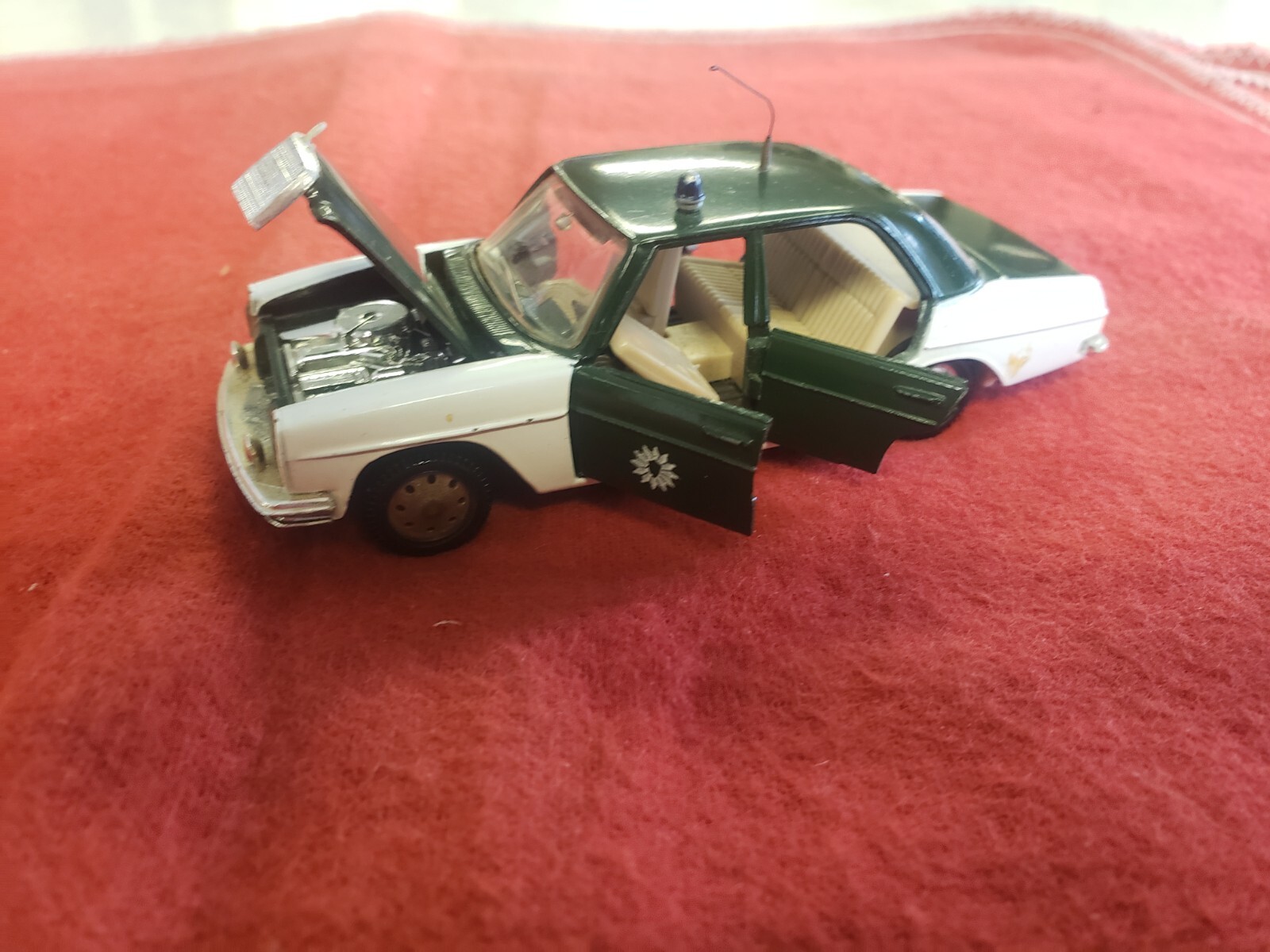 Picture 5 of 12