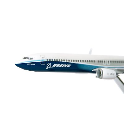 Boeing 737 1/200 スケールモデル Boeing Unified 737 MAX 9 1:200 Model – The Boeing Store