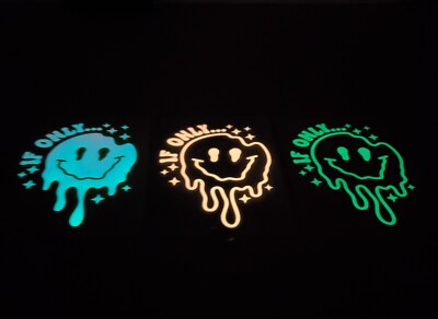 Glow In The Dark Vinyl Decals Medium Drippy Smiley Face Quotes Lit Studios New