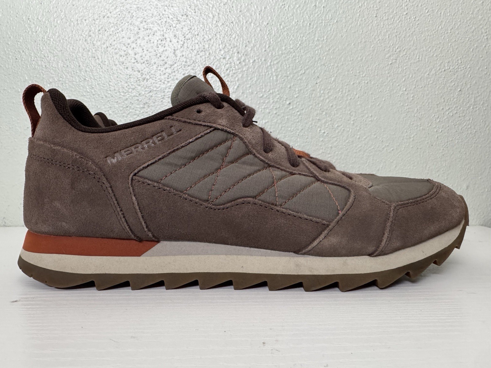 Merrell Bracken Sneakers da Trail Uomo 9.5 Marrone in Camoscio a Rete J00351