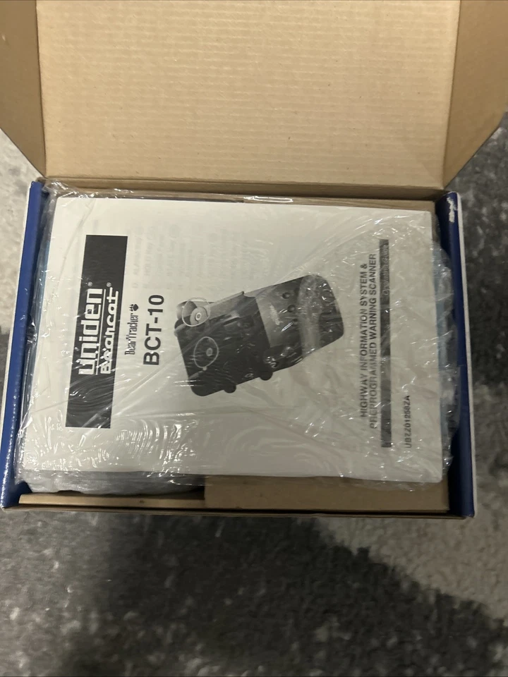 NEU Uniden BCT-10 BearTracker Autobahn Informationssystem und Scan Radio - Bild 4 von 4