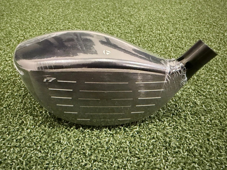 2025 Taylormade R7 Quad Mini Driver 13.5* Driver Head Only + HC - Image 2 of 3