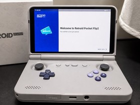 Retroid Pocket Flip 2 SD865 8GB 128GB Cold Gray Handheld Gaming Console