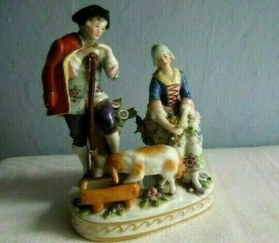 Charmante Porzellan-Figurengruppe aus dem 19. Jahrhundert mit Schafen, goldenes Ankerzeichen