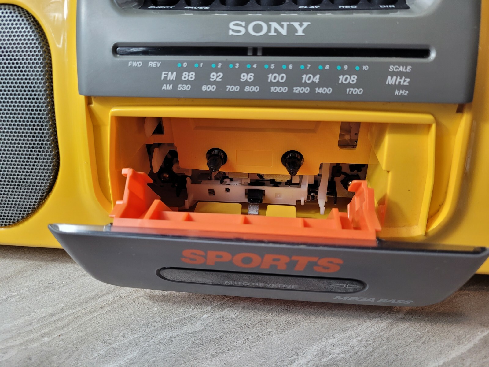 Sony CFS-905 Sports Mega Bass Radio Cassette Boombox w/ Power Cord