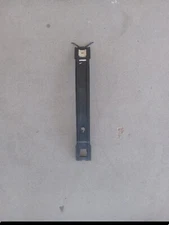 1993 CADILLAC FLEETWOOD LH/RH  ROCKER PANEL BRACKET 