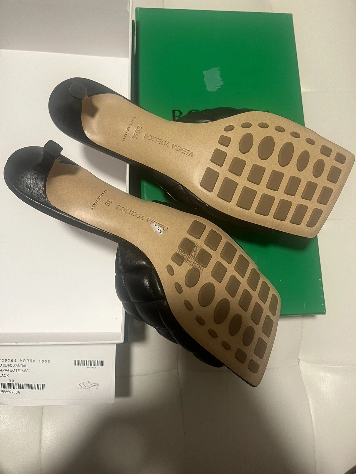 Sandali Bottega Veneta imbottiti trapuntati in pelle nera tacco di gattino mulo EU 38 &38 5