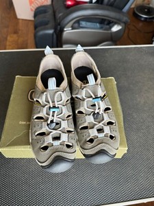 Keen Butte Women Shoes Brindle Air Blue water waterproof brown tan Size 6.5