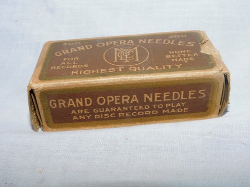 OLD GRAMOPHONE GRAND OPERA NEEDLES IN THE ORIGINAL BOX - 300 COUNT OF NEEDLES - Picture 2 of 6