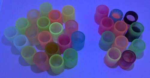 30 - Bicchieri da tiro GITD - solidi/multicolore - fatti a mano con resina alimentare - Foto 9 di 15