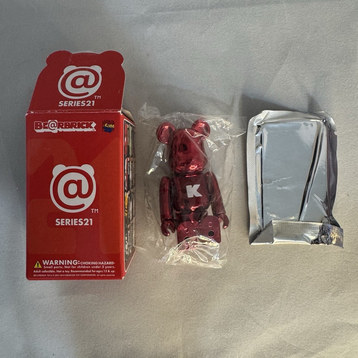Medicom Bearbrick Series 21 Basic K Red Vinyl 100% Be@rbrick