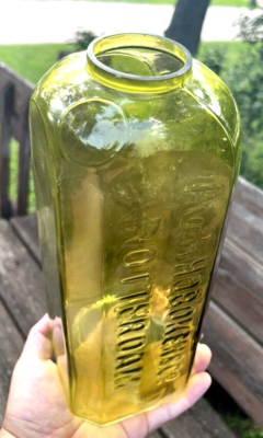 BEAUTIFUL LARGE YELLOW COLORED AVAN HOBOKEN CASE GIN BOTTLE