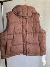 Size: 4 600-fill-power goose Down Winder Puff Cropped Vest