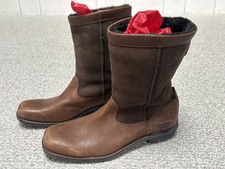 UGG Australia pelle marrone_pelle di pecora scamosciata_stivali foderati sherling_taglia 8_5592