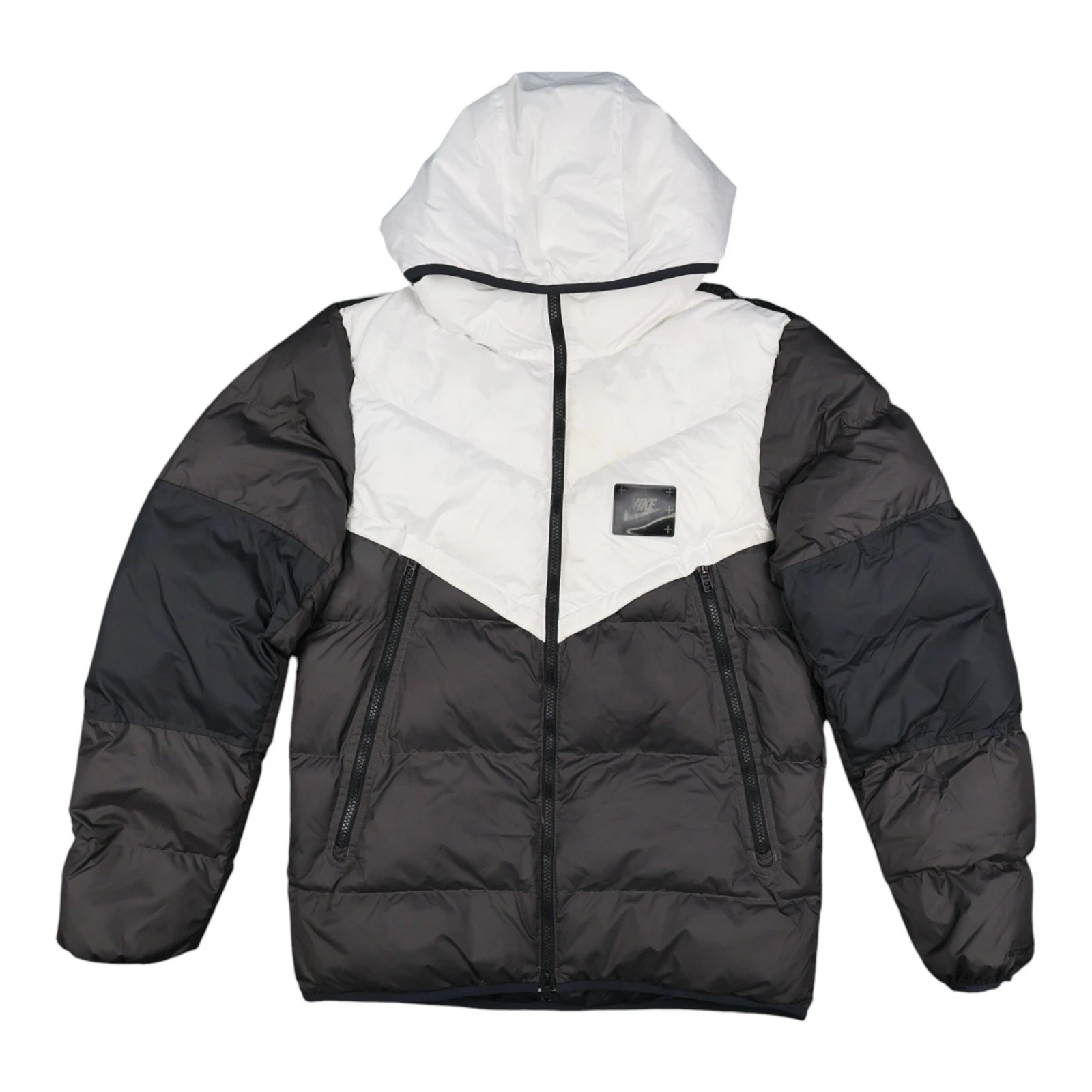 Nike Jacket men SMALL Black Air Max Puffer Storm-FIT Windrunner hooded Size S
Opens in a new window