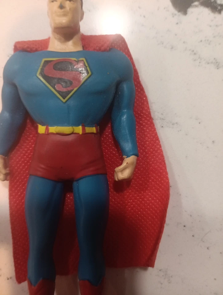 Figura de Superman 2013 DC Comics goma flexible Clark Kent T875 Foto 3 de 4